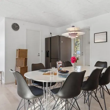 펜션 Holiday Home Asmine - 30M From The Sea By Interhome *