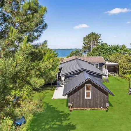 Holiday Asmine - 30m From The Sea In Funen By Interhome Holiday home *
